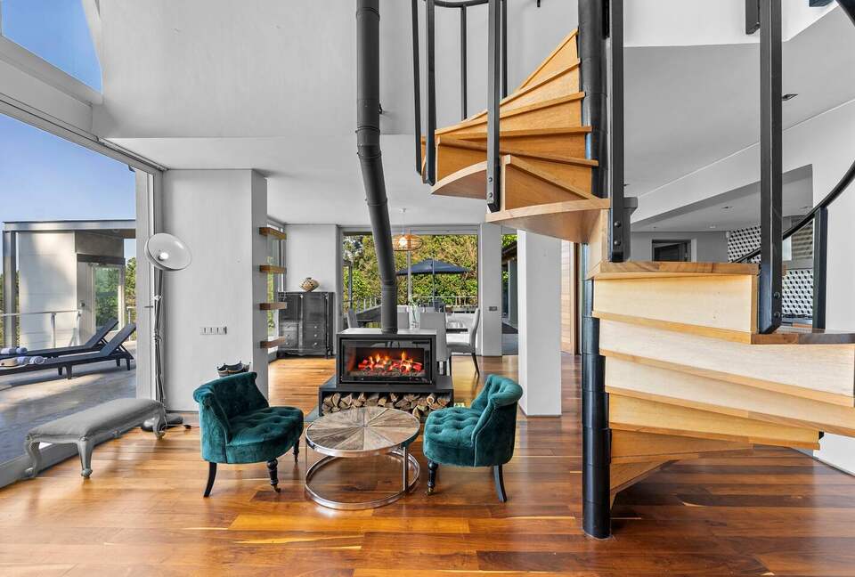 Sophisticated Sanctuary Above Newlands - Cape Town, South Africa