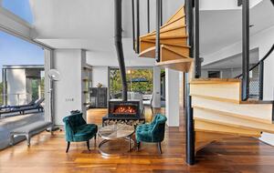 Sophisticated Sanctuary Above Newlands - Cape Town, South Africa