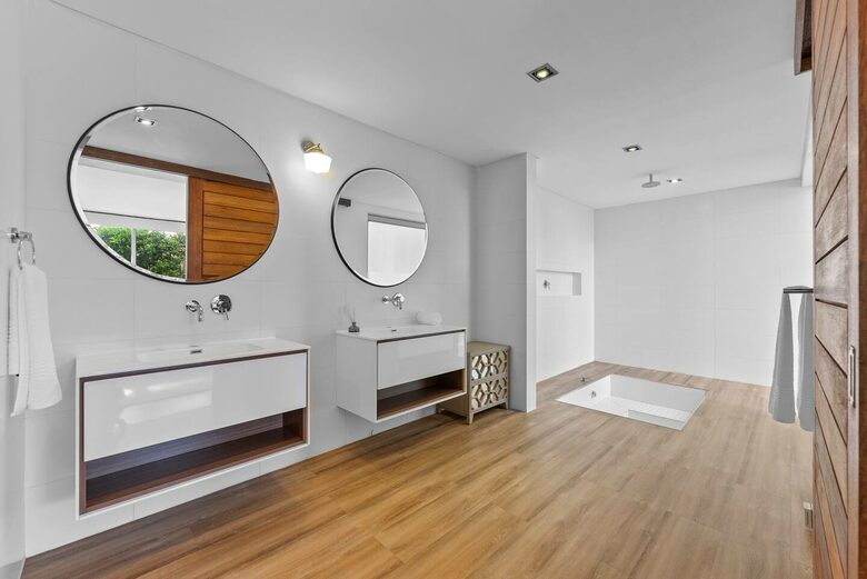 Sophisticated Sanctuary Above Newlands - Cape Town, South Africa