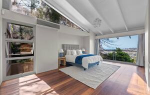 Sophisticated Sanctuary Above Newlands - Cape Town, South Africa