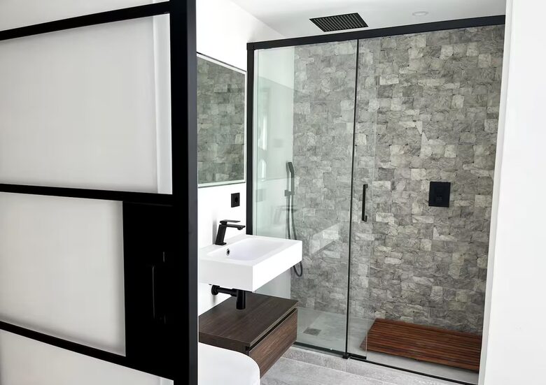 Infinity Elegance: Modern Villa with Spa & Private Gym - Marbella, El Rosario, Spain