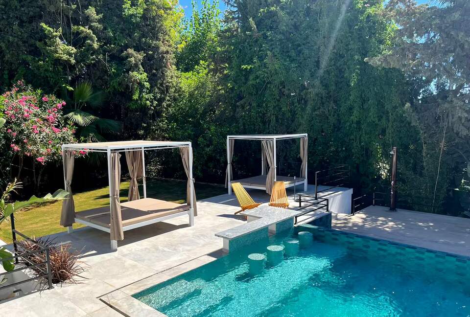 Infinity Elegance: Modern Villa with Spa & Private Gym - Marbella, El Rosario, Spain