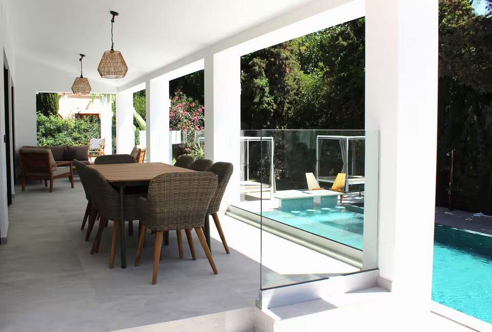 Infinity Elegance: Modern Villa with Spa & Private Gym - Marbella, El Rosario, Spain