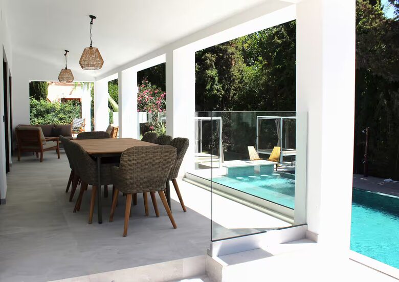 Infinity Elegance: Modern Villa with Spa & Private Gym - Marbella, El Rosario, Spain