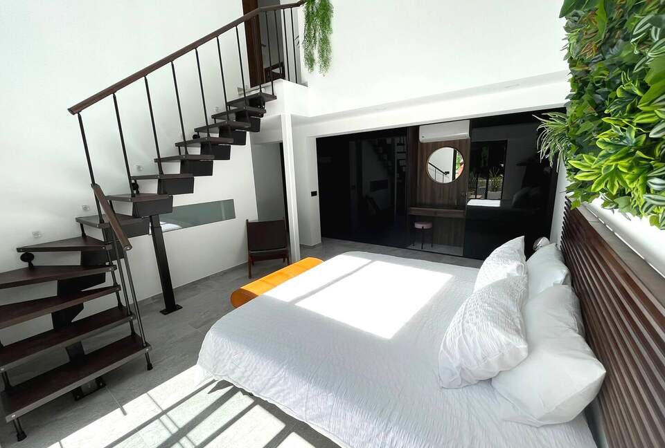 Infinity Elegance: Modern Villa with Spa & Private Gym - Marbella, El Rosario, Spain