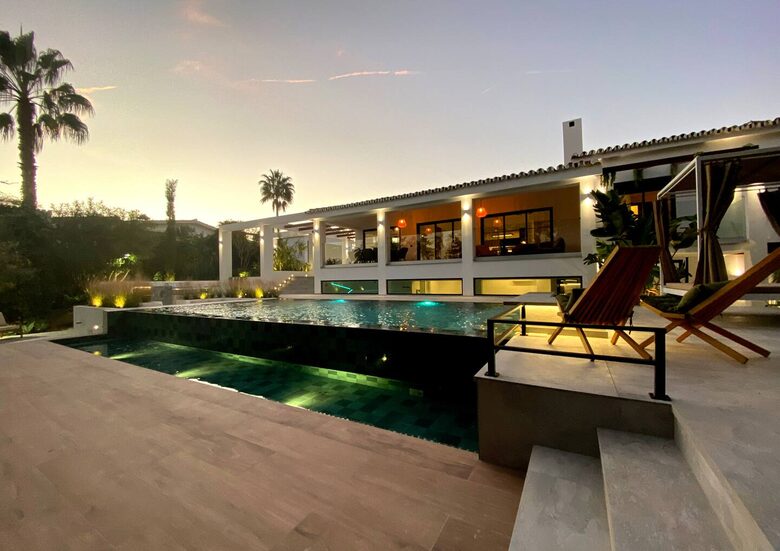 Infinity Elegance: Modern Villa with Spa & Private Gym - Marbella, El Rosario, Spain