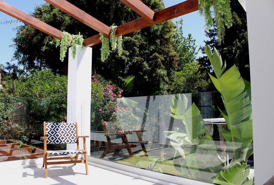 Infinity Elegance: Modern Villa with Spa & Private Gym - Marbella, El Rosario, Spain