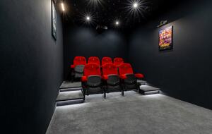 Exquisite Estate with Pool, Spa & Private Cinema - Nibelle, France