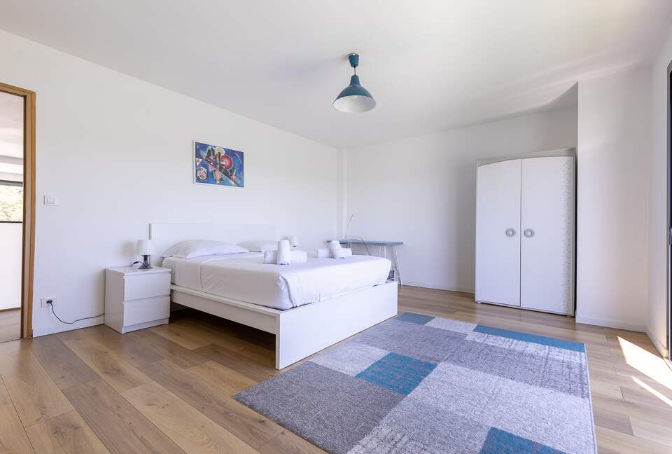 Exquisite Estate with Pool, Spa & Private Cinema - Nibelle, France