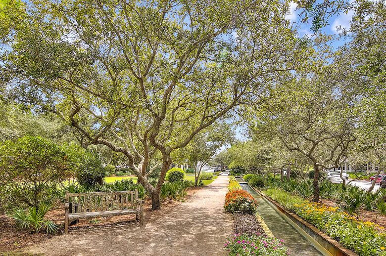 Bright & Breezy Santa Rosa Beach Escape with Pool Access - Santa Rosa, Florida