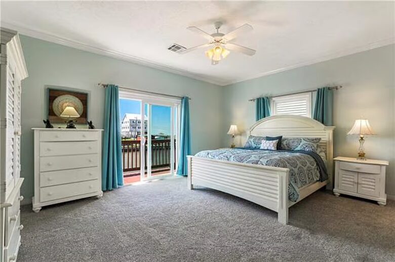 Waterfront Escape 20 minutes to New Orleans - Slidell, Louisiana