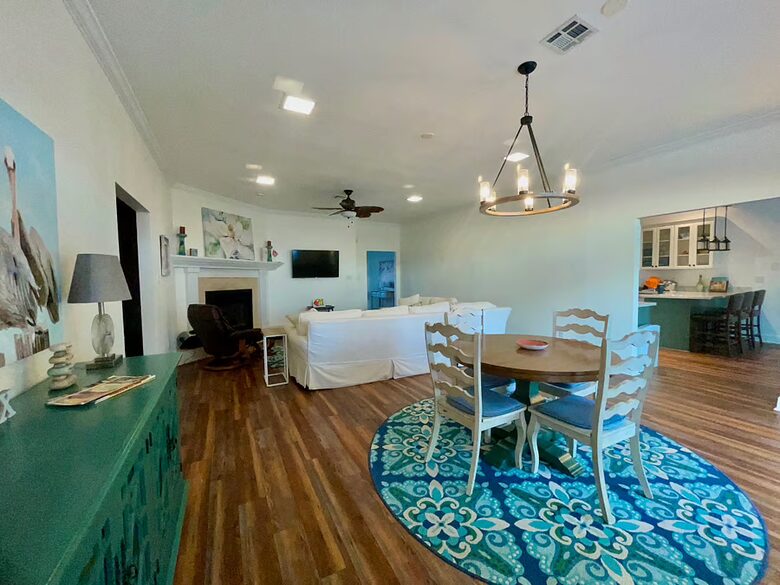 Waterfront Escape 20 minutes to New Orleans - Slidell, Louisiana