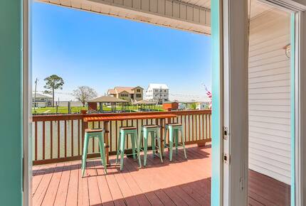 Waterfront Escape 20 minutes to New Orleans - Slidell, Louisiana