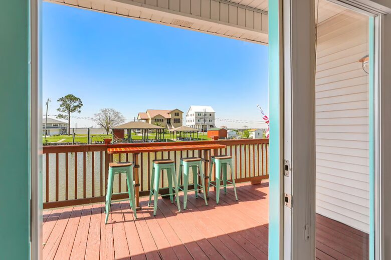 Waterfront Escape 20 minutes to New Orleans - Slidell, Louisiana