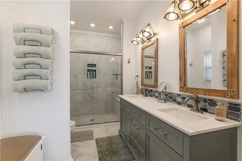 Waterfront Escape 20 minutes to New Orleans - Slidell, Louisiana