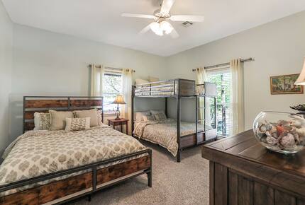 Waterfront Escape 20 minutes to New Orleans - Slidell, Louisiana