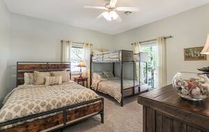 Waterfront Escape 20 minutes to New Orleans - Slidell, Louisiana