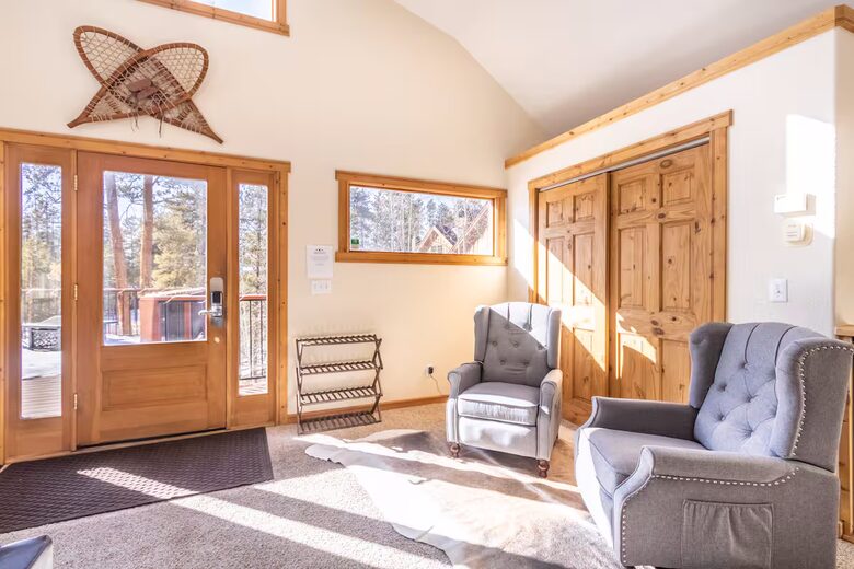 Alpine Hideaway in Keystone with Mountain Views - Keystone, Colorado