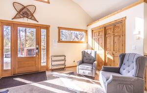 Alpine Hideaway in Keystone with Mountain Views - Keystone, Colorado