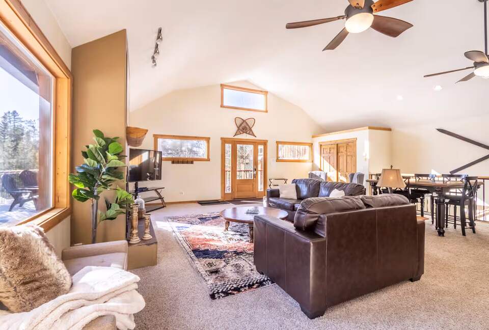 Alpine Hideaway in Keystone with Mountain Views - Keystone, Colorado