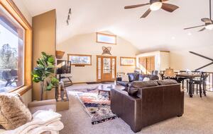 Alpine Hideaway in Keystone with Mountain Views - Keystone, Colorado