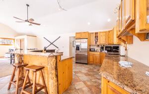 Alpine Hideaway in Keystone with Mountain Views - Keystone, Colorado