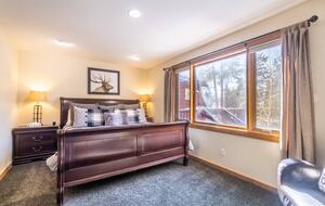 Alpine Hideaway in Keystone with Mountain Views - Keystone, Colorado