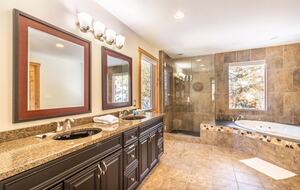 Alpine Hideaway in Keystone with Mountain Views - Keystone, Colorado