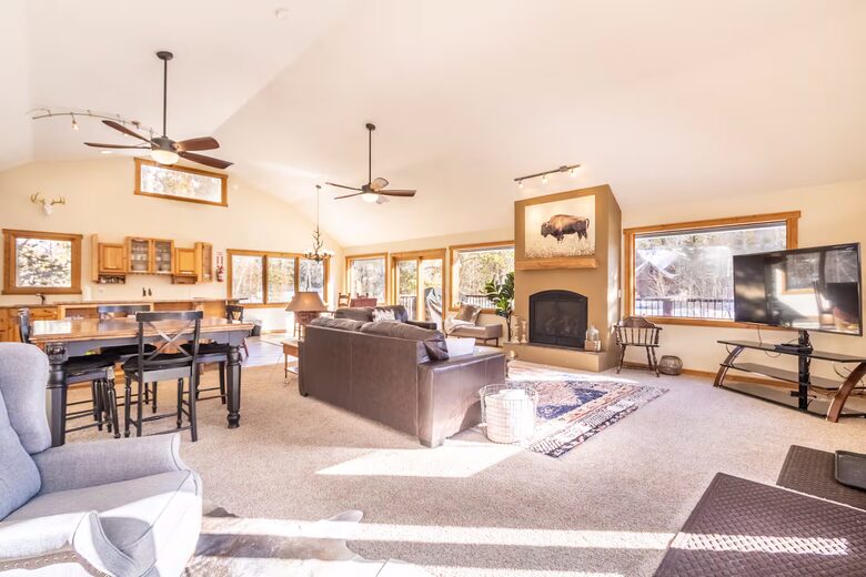 Alpine Hideaway in Keystone with Mountain Views - Keystone, Colorado