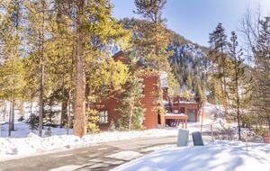 Alpine Hideaway in Keystone with Mountain Views - Keystone, Colorado