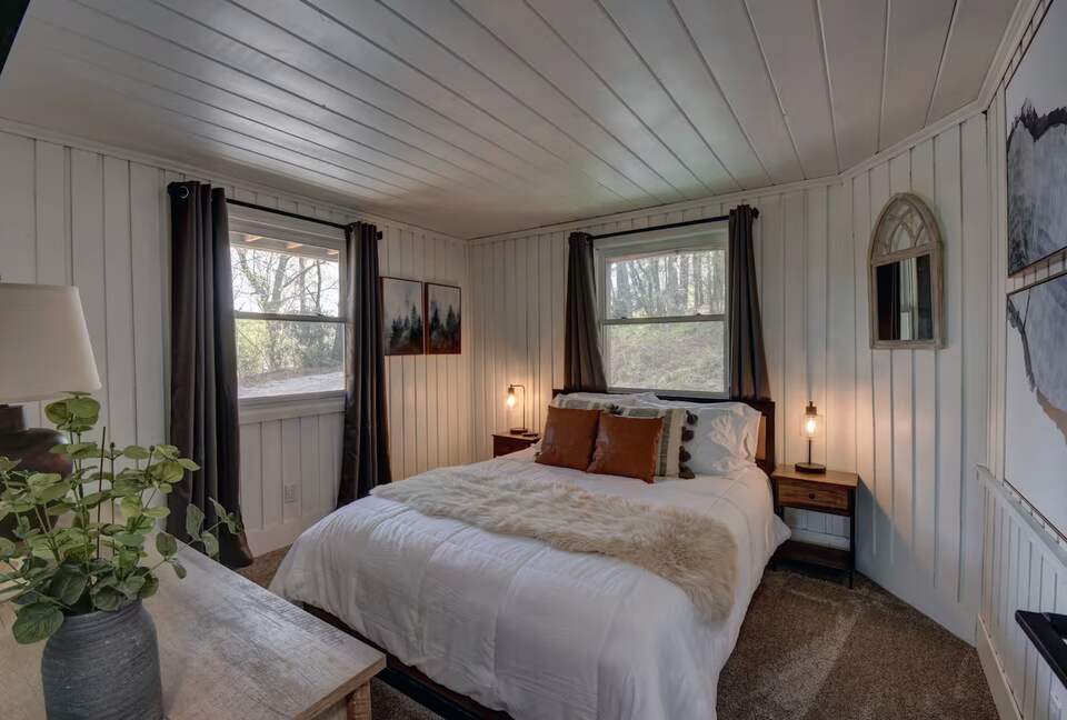 Sky Valley Mountain Retreat with Amenities - Sky Valley, Georgia