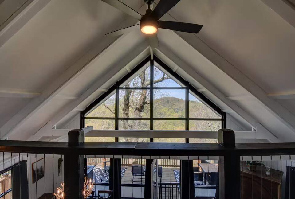 Sky Valley Mountain Retreat with Amenities - Sky Valley, Georgia