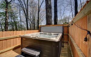 Sky Valley Mountain Retreat with Amenities - Sky Valley, Georgia