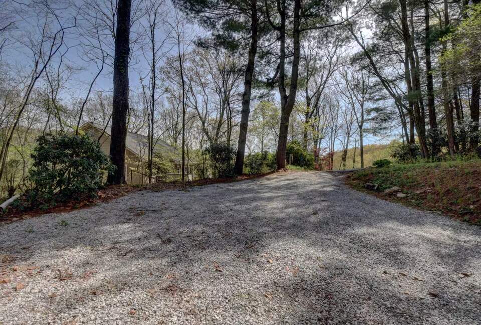 Sky Valley Mountain Retreat with Amenities - Sky Valley, Georgia