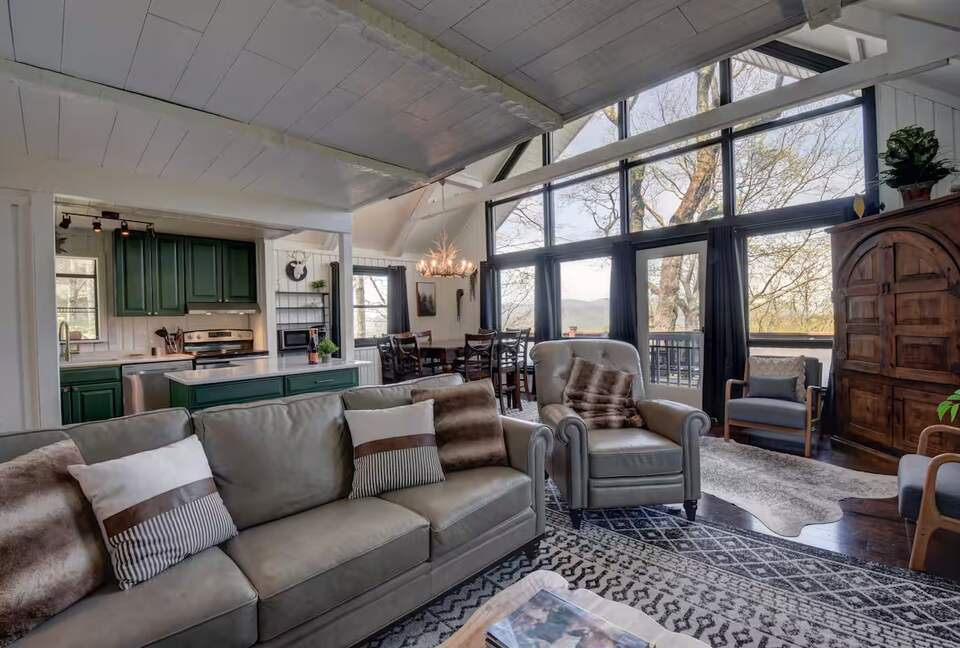 Sky Valley Mountain Retreat with Amenities - Sky Valley, Georgia