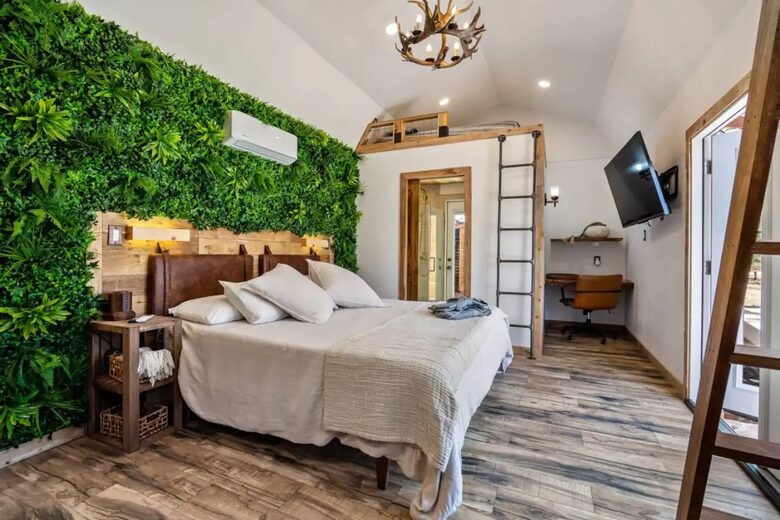 Luxury Retreat | With Hot/Cold Pool & Sauna - Wimberley, Texas