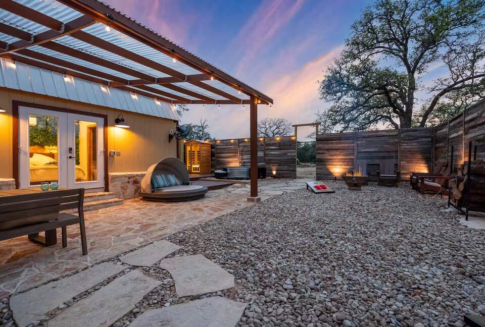Luxury Retreat | With Hot/Cold Pool & Sauna - Wimberley, Texas