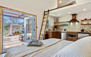 Luxury Retreat | With Hot/Cold Pool & Sauna - Wimberley, Texas