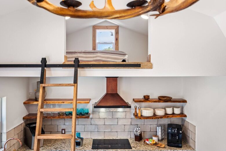 Luxury Retreat | With Hot/Cold Pool & Sauna - Wimberley, Texas