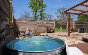 Luxury Retreat | With Hot/Cold Pool & Sauna - Wimberley, Texas