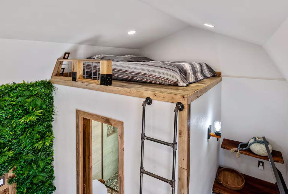 Luxury Retreat | With Hot/Cold Pool & Sauna - Wimberley, Texas