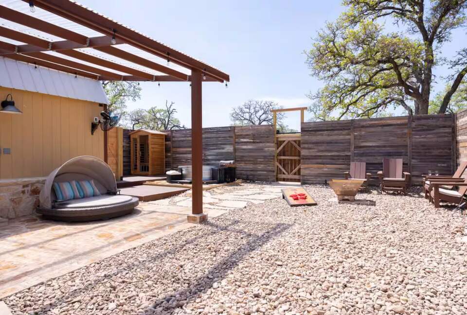 Luxury Retreat | With Hot/Cold Pool & Sauna - Wimberley, Texas