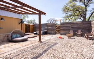 Luxury Retreat | With Hot/Cold Pool & Sauna - Wimberley, Texas