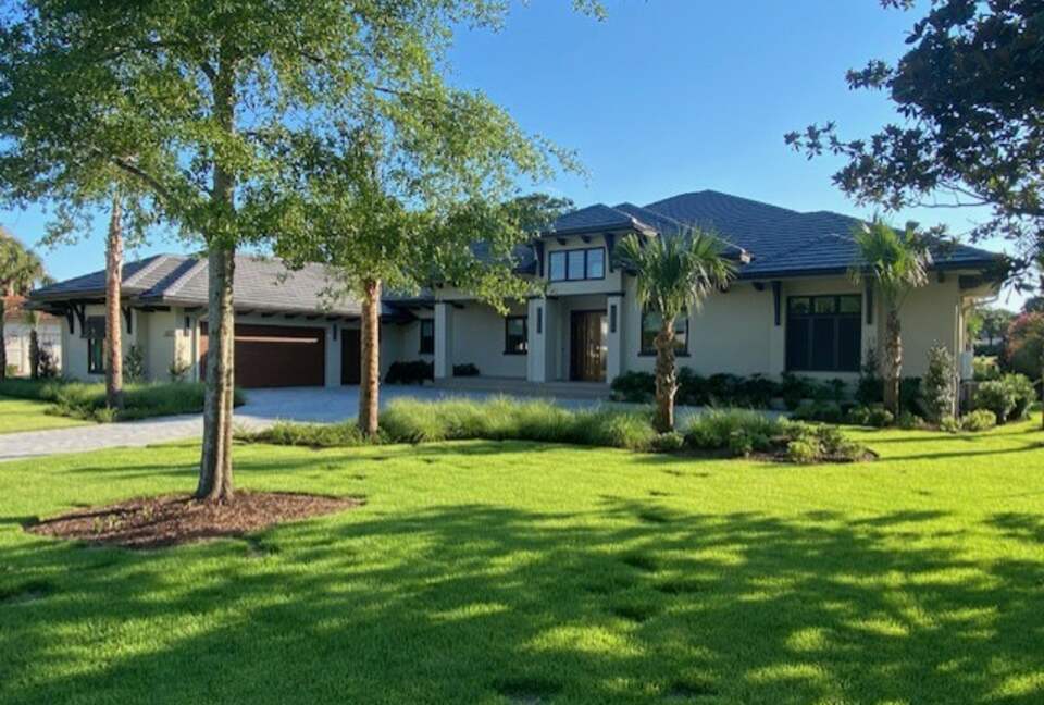 Modern Ranch Retreat Near Miramar Beach - Miramar Beach, Florida