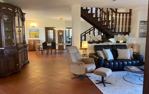 Elegant Italian Retreat Surrounded by Vineyards - Piana del Salto, Italy