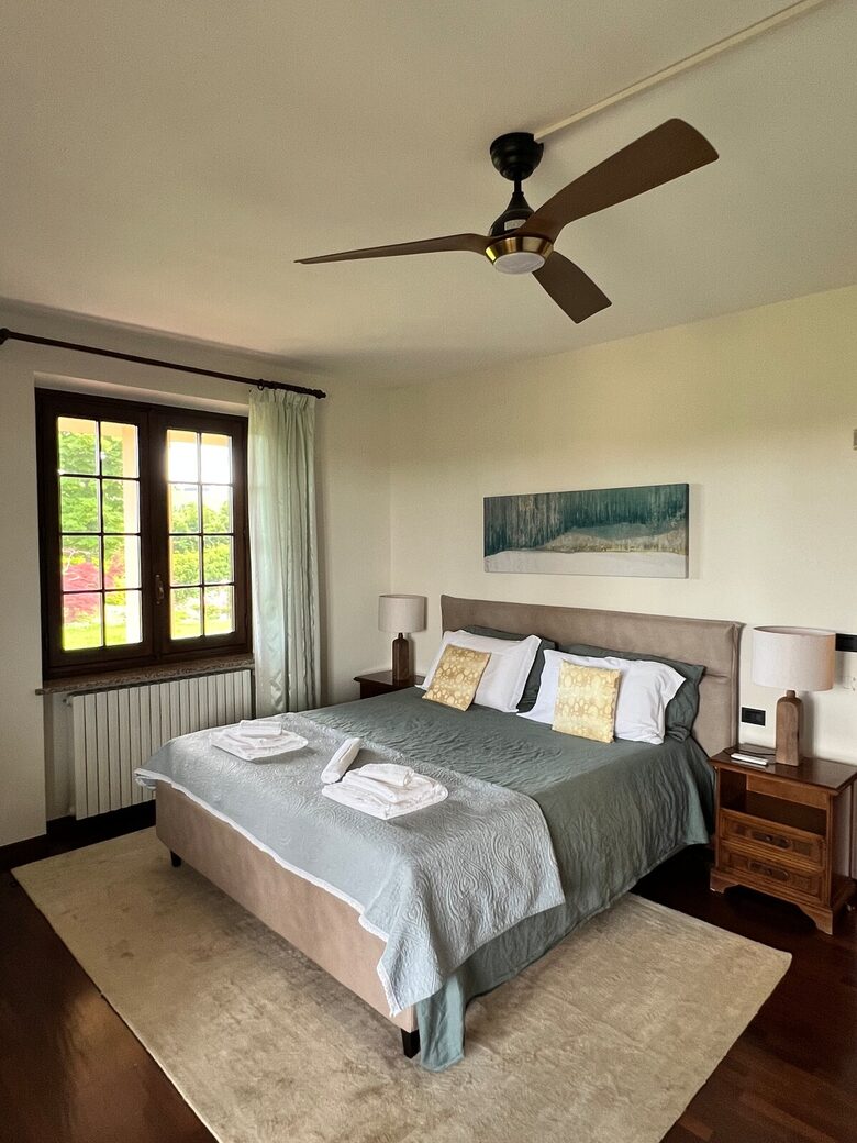 Elegant Italian Retreat Surrounded by Vineyards - Piana del Salto, Italy