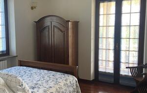 Elegant Italian Retreat Surrounded by Vineyards - Piana del Salto, Italy