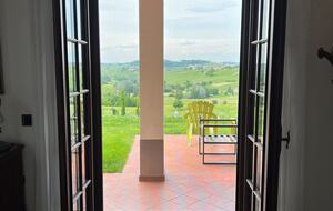 Elegant Italian Retreat Surrounded by Vineyards - Piana del Salto, Italy