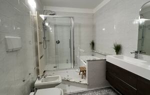 Elegant Italian Retreat Surrounded by Vineyards - Piana del Salto, Italy