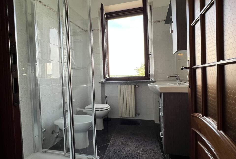 Elegant Italian Retreat Surrounded by Vineyards - Piana del Salto, Italy